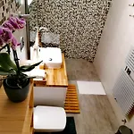 Διαμέρισμα Wooden Touch *