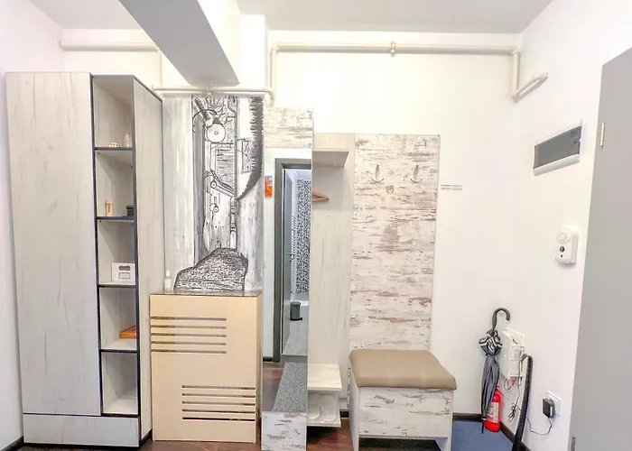 Апартаменти Wooden Touch Брашов