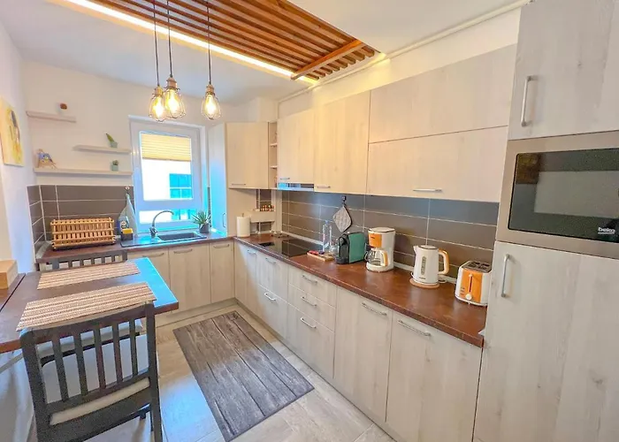 Wooden Touch * Брашов