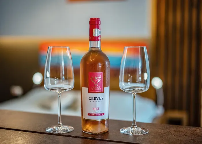 Wooden Touch Апартаменти