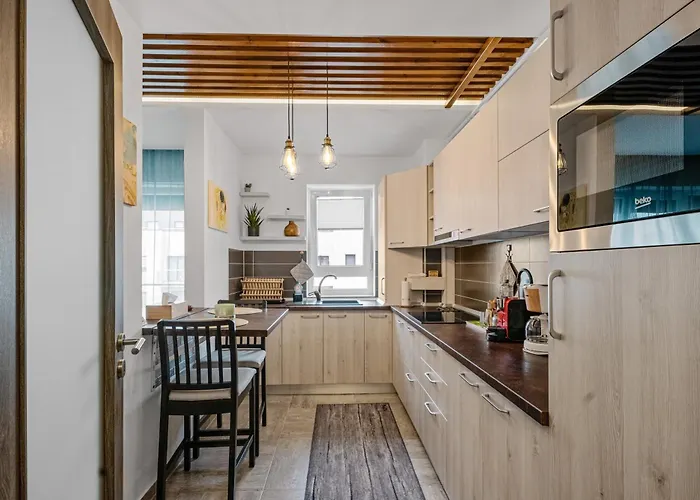 Апартаменти Wooden Touch *