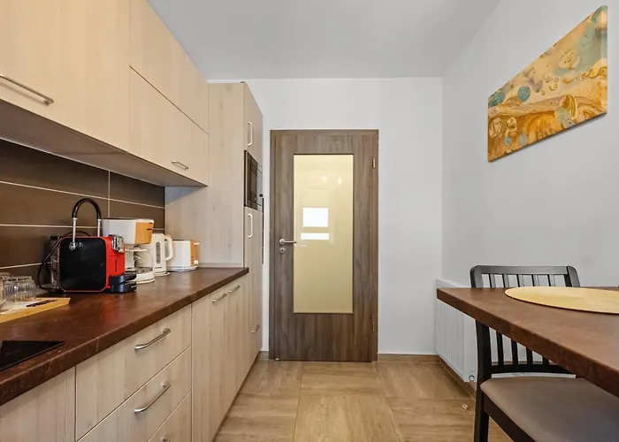 Wooden Touch Брашов